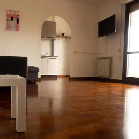 Ermete Eur House *